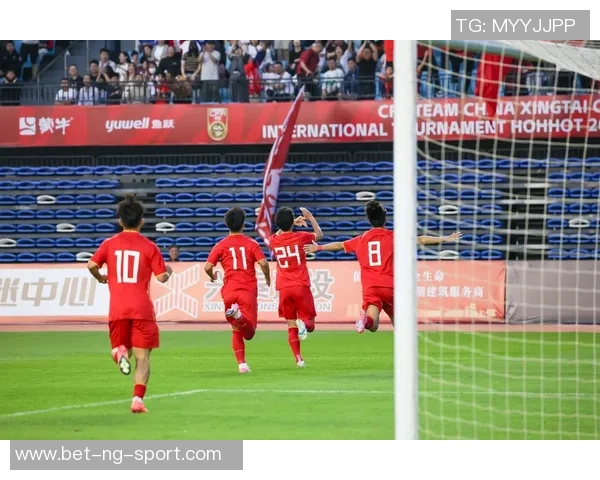 大话足球重庆热情四溢球迷共聚一堂畅谈足球梦想与未来