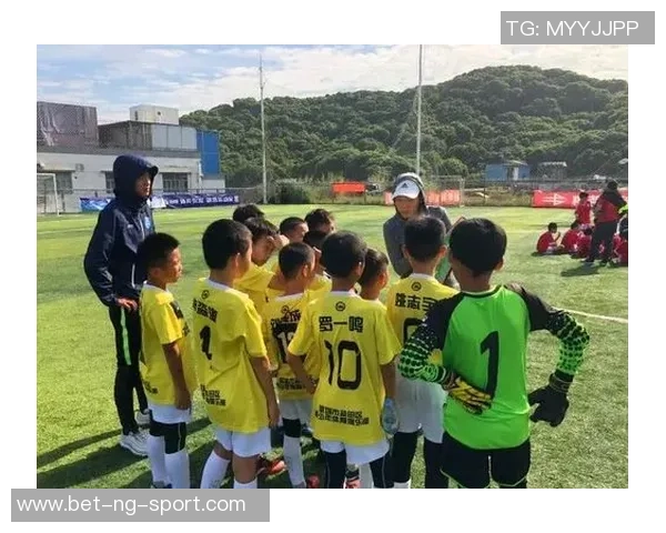 张家港足球学校培养未来足球明星助力青少年成长与发展 张家港足球学校培养未来足球明星助力青少年成长与发展