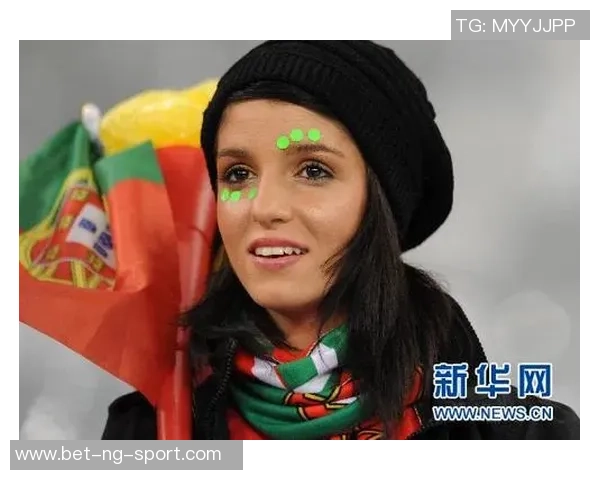 巴拉圭足球宝贝展现激情与魅力引领球迷热潮 巴拉圭足球宝贝展现激情与魅力引领球迷热潮